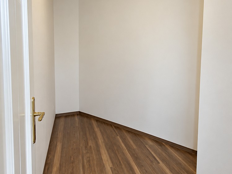 Квартира 1+kk в оренду, 38 м² (5 з 7)
