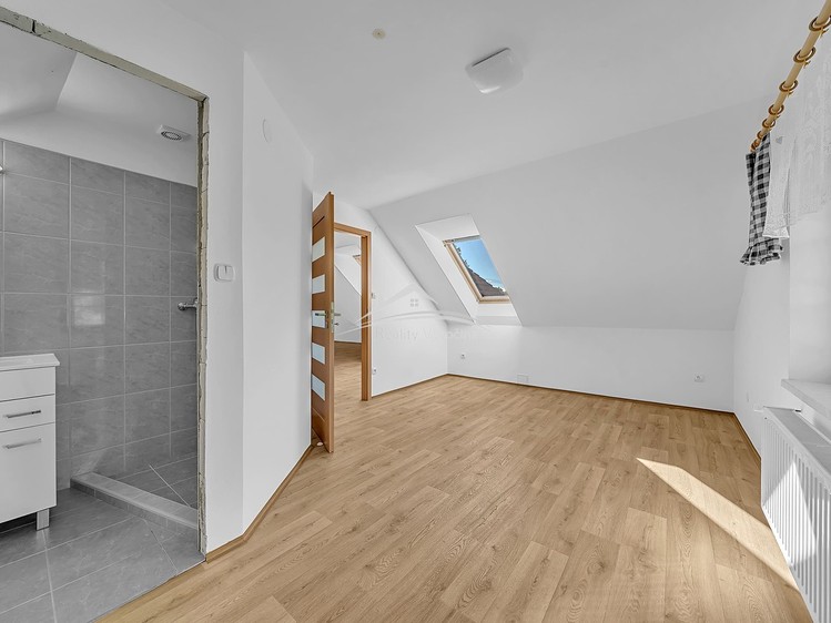 Haus zum Kauf, 200 m² (12 von 24)