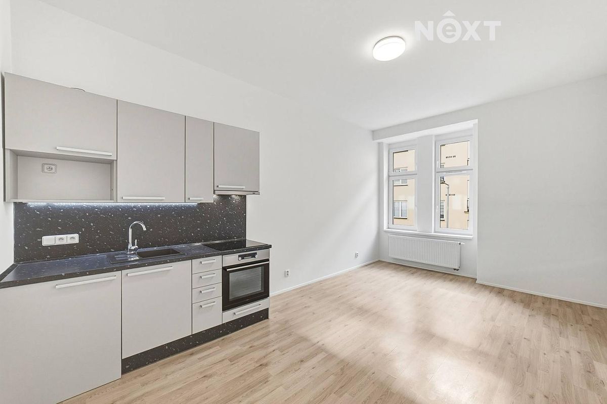 Prodej bytu 2+kk 52 m², Praha – fotka 1 z 3