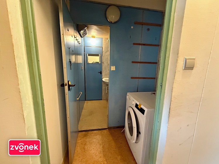 Prodej bytu 1+kk, 28 m² (8 z 11)