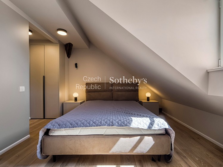 Prodej bytu 5+kk, 205 m² (13 z 27)