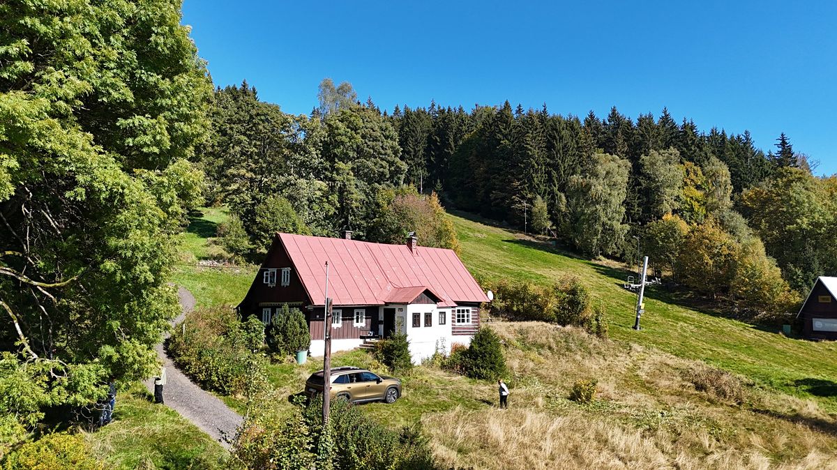 Prodej chalupy 220 m², pozemek 4644 m², Kořenov – fotka 1 z 3