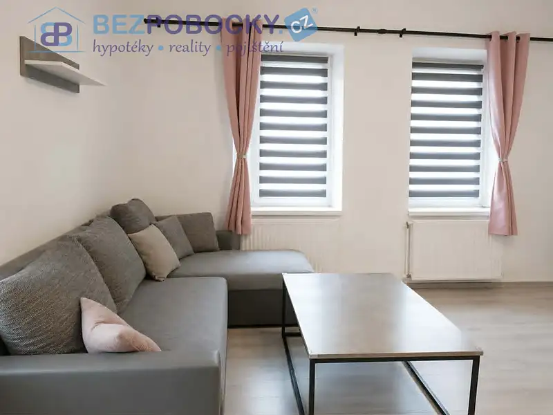 Prodej rodinného domu 80 m², pozemek 388 m², Černíny – náhled fotky 1