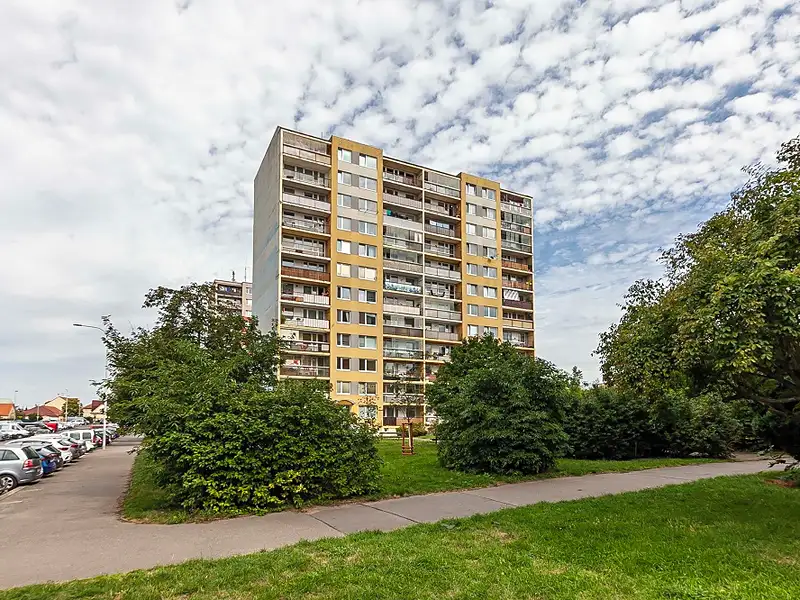 Prodej bytu 3+1 75 m², Praha – náhled fotky 1