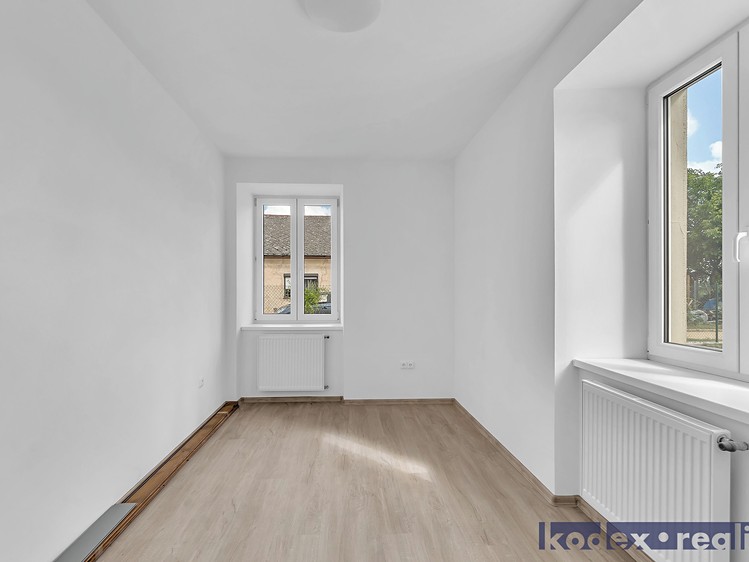 Квартира 4+kk в оренду, 91 м² (13 з 24)
