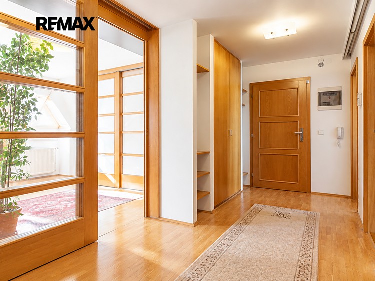 Квартира 4+kk в оренду, 134 м² (9 з 23)
