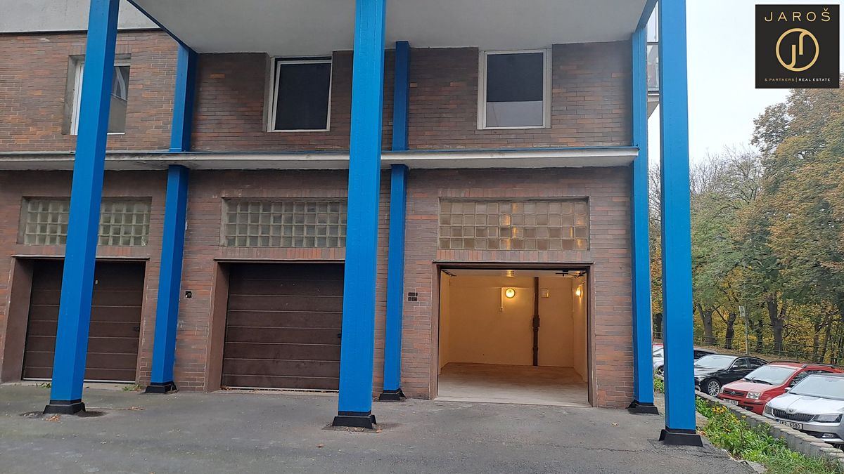 Pronájem garáže 25 m², Karlovy Vary – fotka 1 z 3