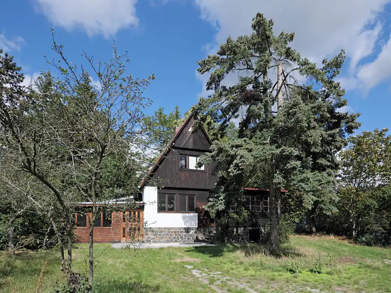 Prodej stavebního pozemku 1706 m², Jíloviště – náhled fotky 2