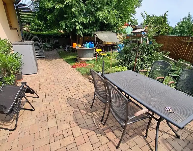 Pronájem bytu pokoje 20 m², Praha – náhled fotky 3