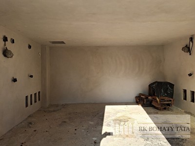 Pronájem nemovitosti, 17 m² (2 z 4)