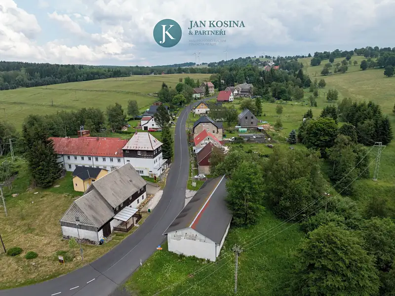 Prodej rodinného domu 244 m², pozemek 800 m², Nová Ves v Horách – náhled fotky 3