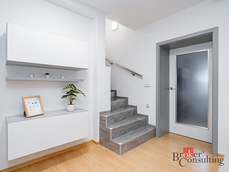 Haus zum Kauf, 268 m² (11 von 39)