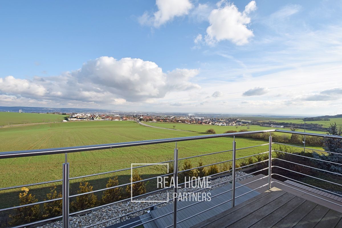 Prodej obchodního prostoru 210 m², Nebovidy – fotka 1 z 3