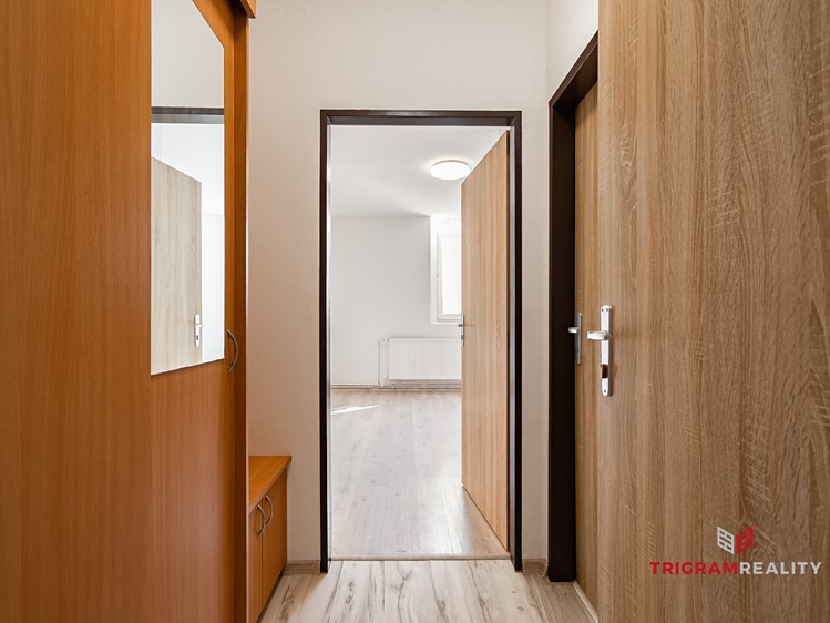 Квартира 1+kk в оренду, 18 м² (3 з 5)
