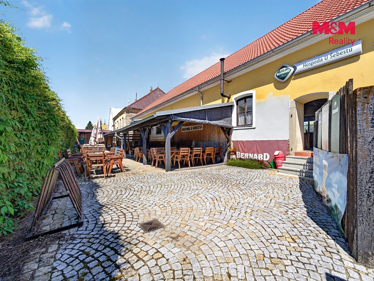 Prodej komerčního prostoru, 879 m² (17 z 19)