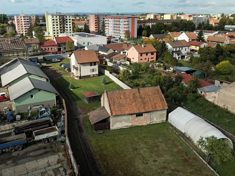 Prodej rodinného domu 384 m², pozemek 17055 m², Kojetín – náhled fotky 1