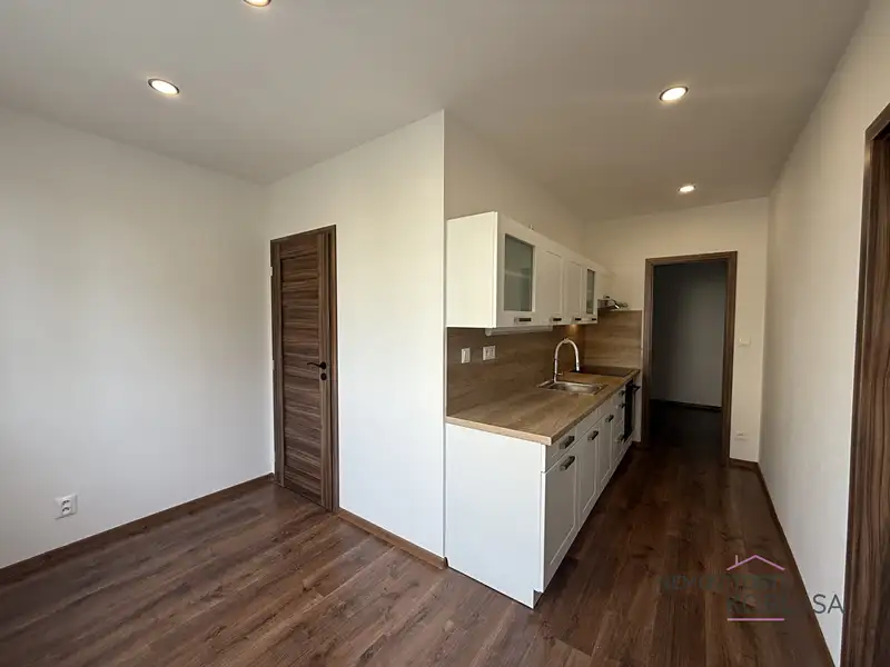 Pronájem bytu 3+kk 63 m², Chomutov – náhled fotky 3