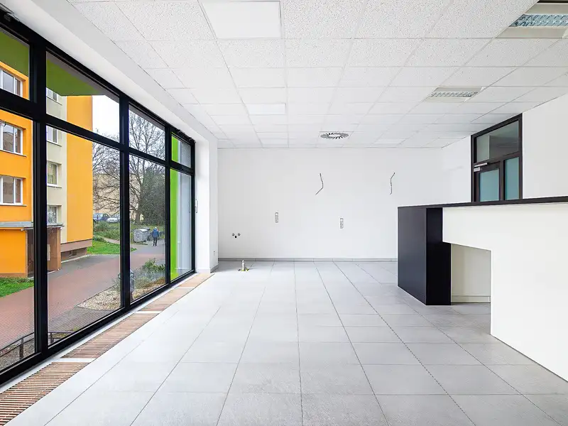 Pronájem obchodního prostoru 71 m², Vlašim – náhled fotky 2