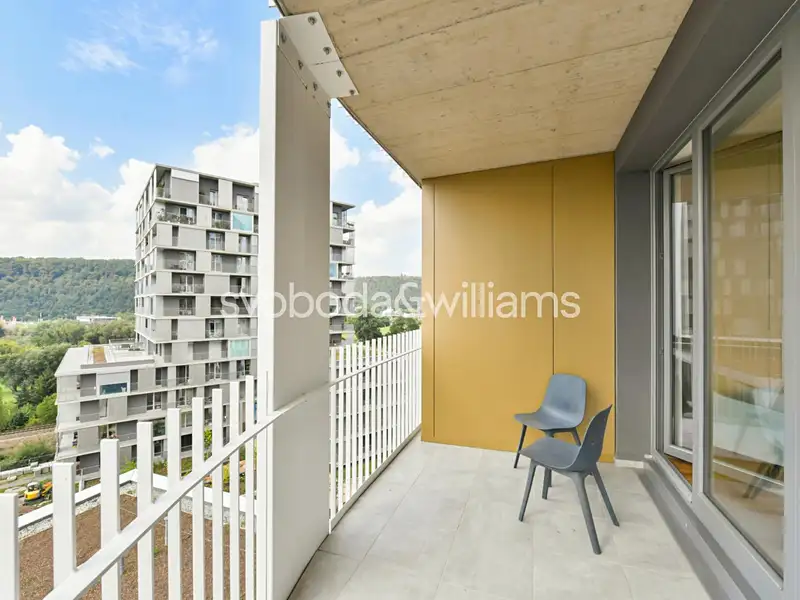 Pronájem bytu 2+kk 63 m², Praha – náhled fotky 2