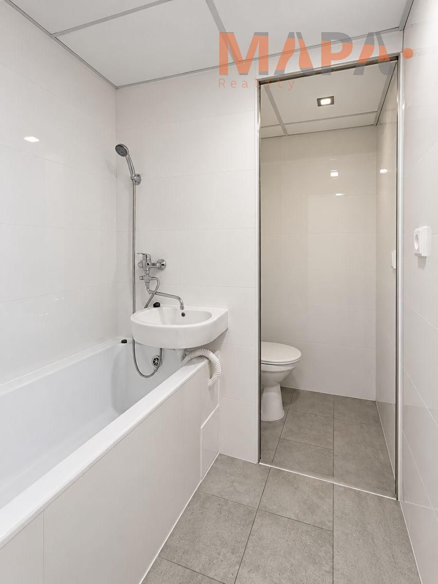 Pronájem bytu 1+1 35 m² – fotografie 3