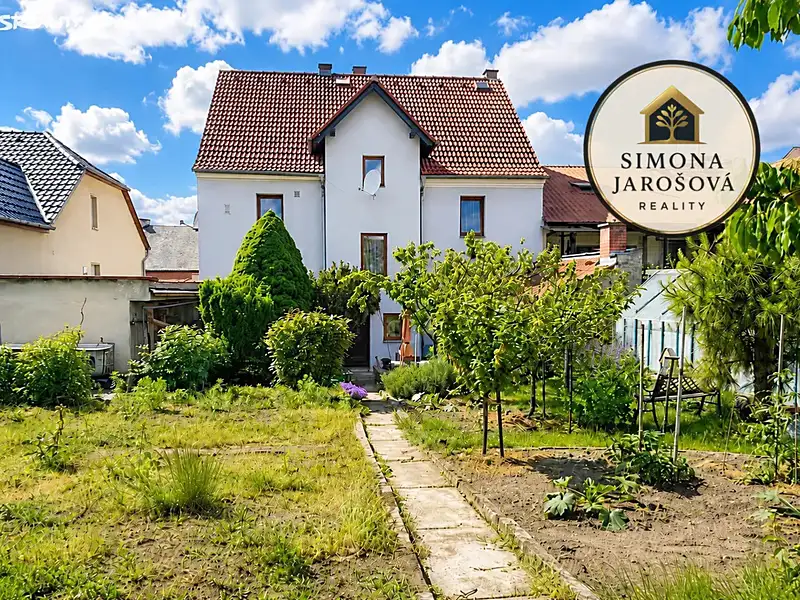 Prodej bytu 3+1 120 m², Bílina – náhled fotky 1