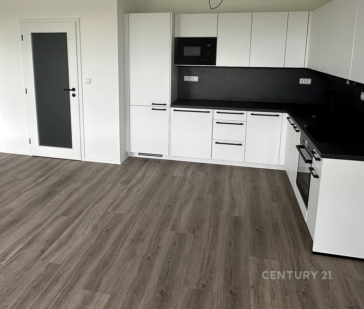 Pronájem bytu 2+kk 60 m²