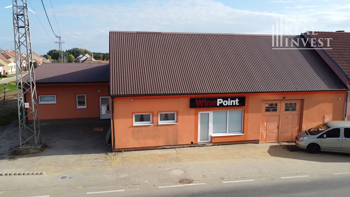 Prodej rodinného domu 550 m², pozemek 775 m²