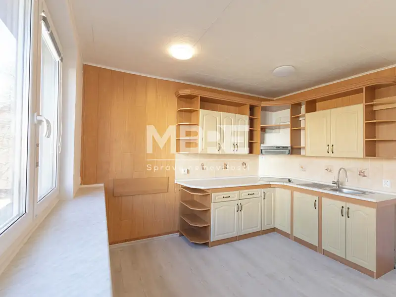 Pronájem bytu 2+1 58 m², Břidličná – náhled fotky 1
