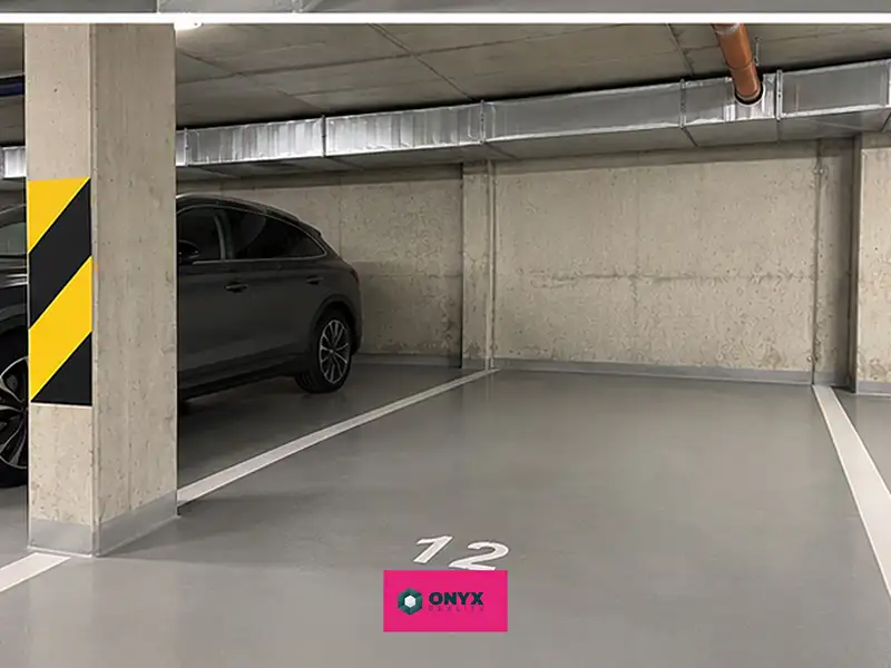 Prodej garážového stání 12 m², Šlapanice – náhled fotky 3
