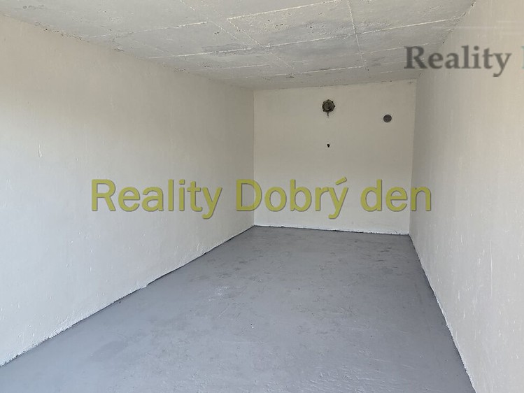 Prodej nemovitosti, 19 m² (3 z 7)