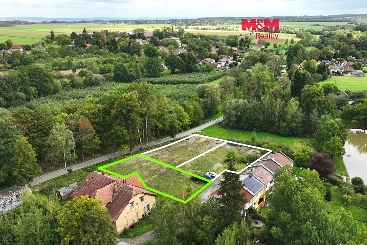 Prodej stavebního pozemku 1060 m²