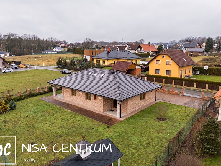 Haus zum Kauf, 190 m² (1 von 49)