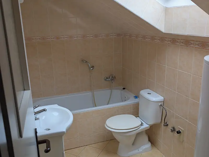 Pronájem bytu 1+1 27 m², Stará Paka – náhled fotky 3