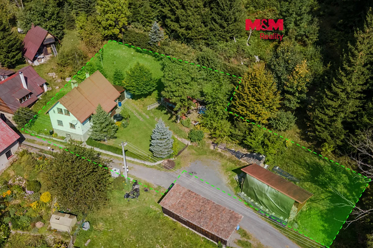 Prodej rodinného domu 160 m², pozemek 1244 m²