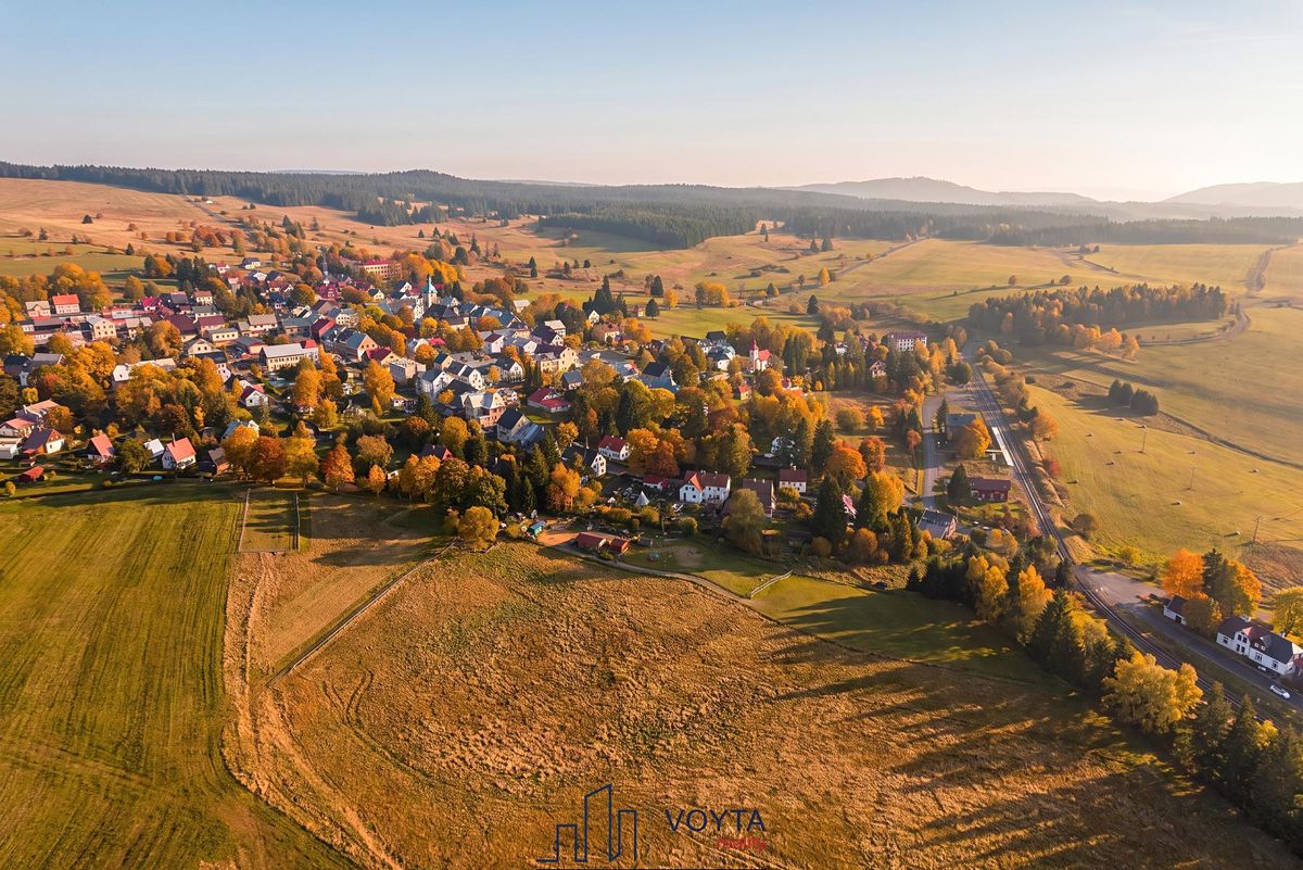 Prodej komerčního pozemku 9951 m², Horní Blatná – fotka 1 z 3