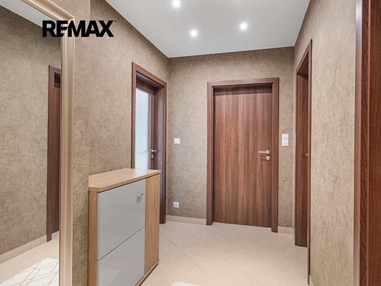 Квартира 2+kk на продаж, 73 м² (16 з 23)