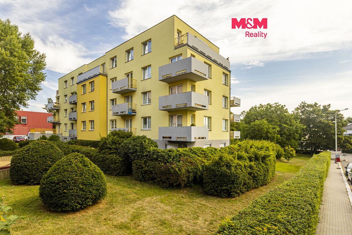 Pronájem bytu 3+kk 84 m², Praha – fotka 1 z 3