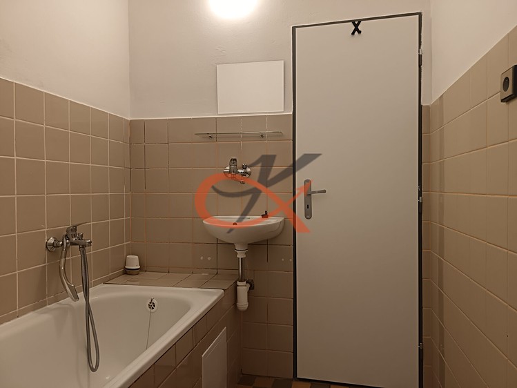 Квартира 1+1 на продаж, 27 м² (5 з 11)