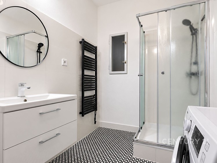 Pronájem bytu 2+kk, 52 m² (3 z 6)