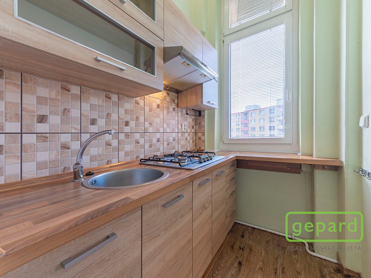 Квартира 1+kk в оренду, 35 м² (1 з 12)