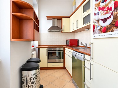 Квартира 2+kk в оренду, 64 м² (2 з 12)
