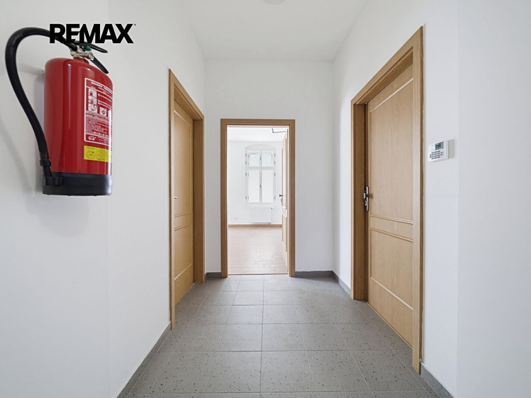 Prodej komerčního prostoru, 350 m² (12 z 34)