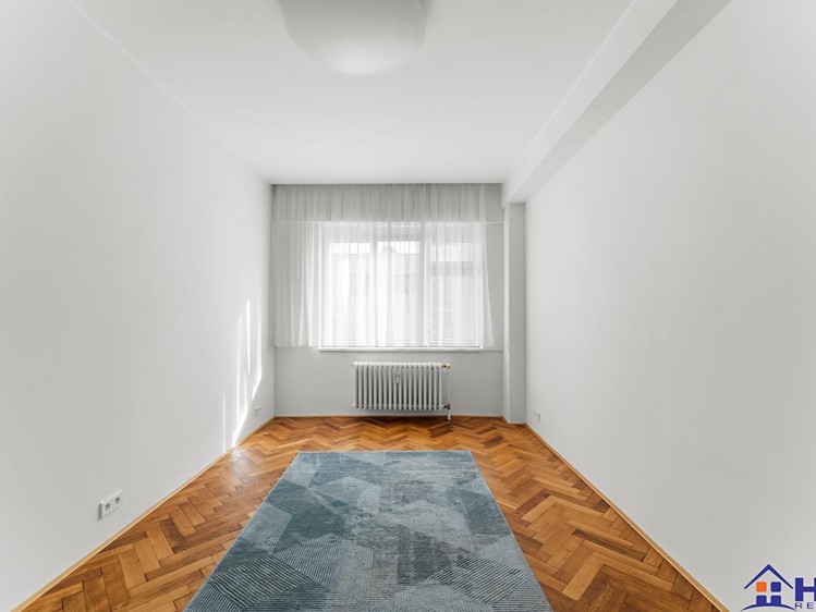 Pronájem bytu 3+kk, 99 m² (14 z 21)