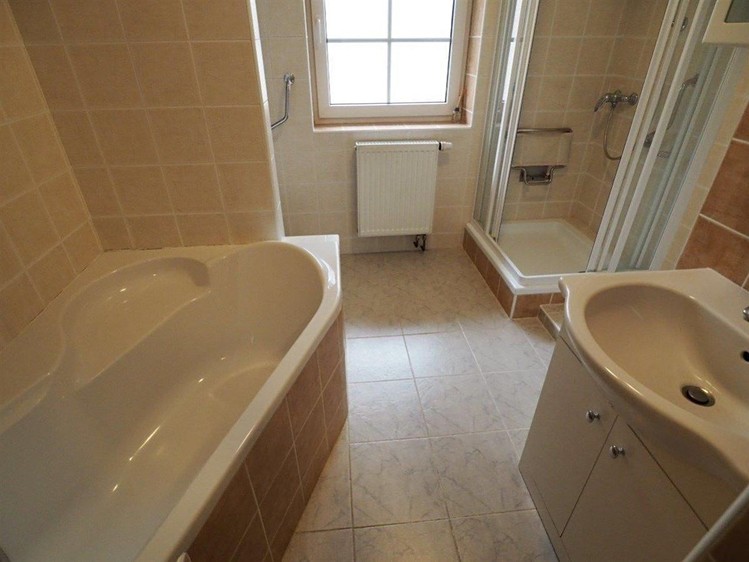Pronájem bytu 2+1, 61 m² (3 z 13)