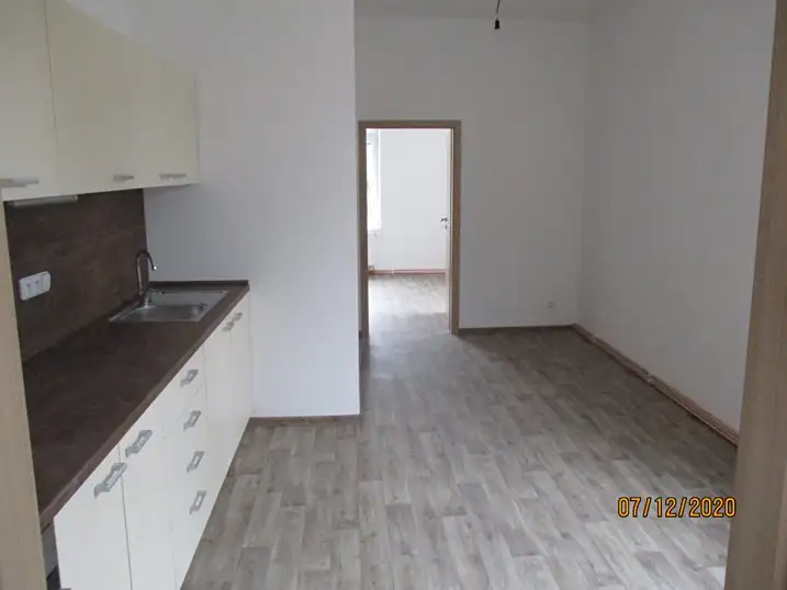 Pronájem bytu 2+1 72 m², Hluboká nad Vltavou – náhled fotky 3