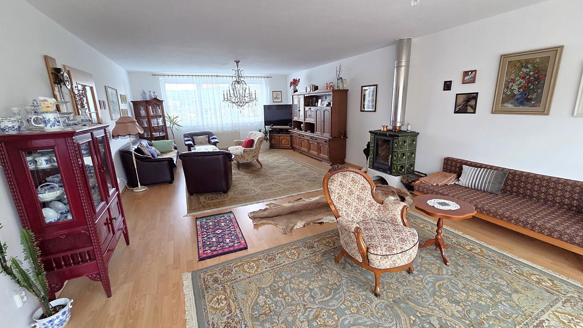 Prodej rodinného domu 187 m², pozemek 401 m², Kanice – fotka 1 z 3