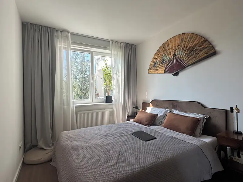 Pronájem bytu 2+kk 84 m², Praha – náhled fotky 3