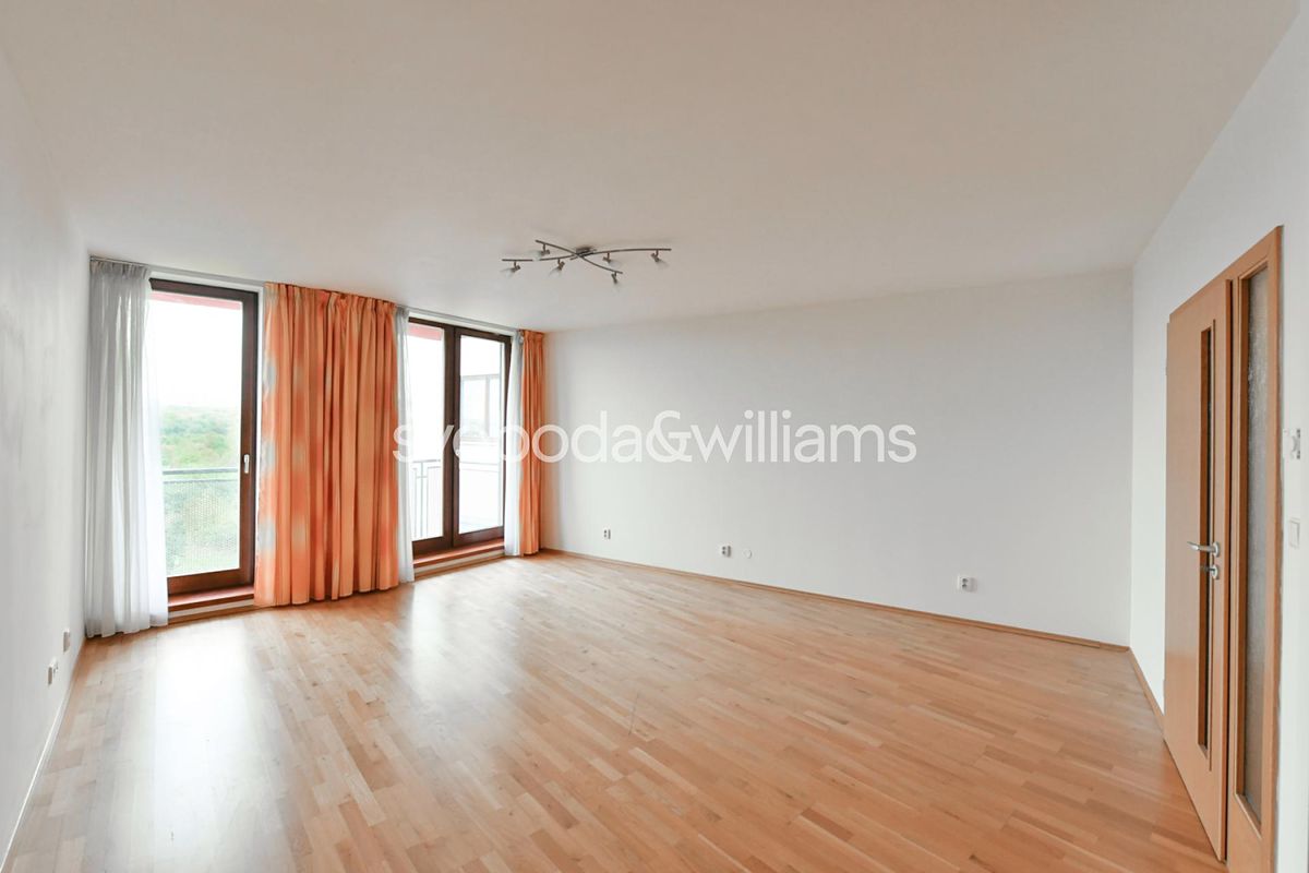 Pronájem bytu 2+kk 69 m²