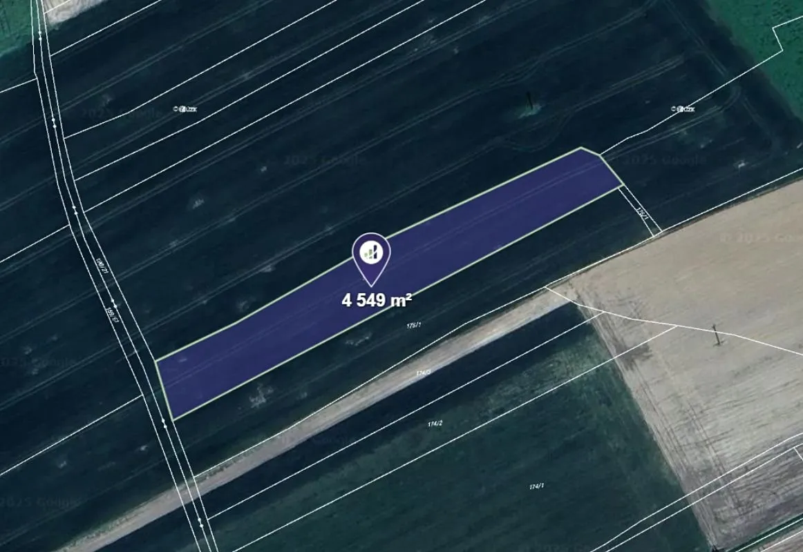 Prodej pole 4549 m²