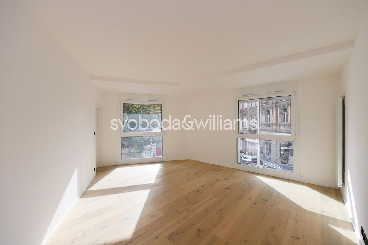 Prodej bytu 2+kk 56 m², Praha – fotka 1 z 3